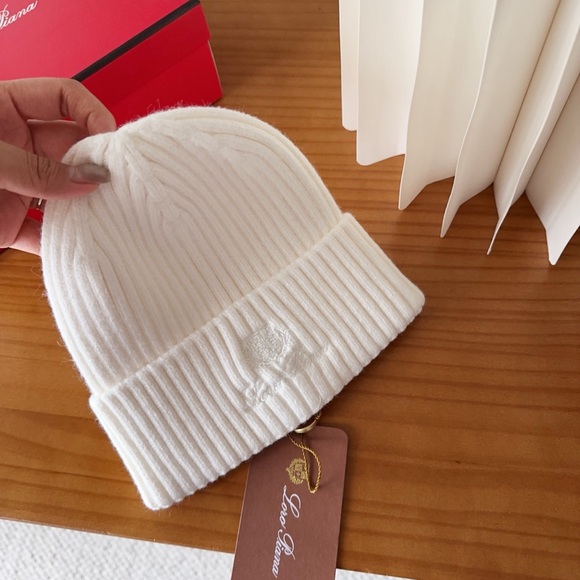 Loro Piana Cream Ribbed Beanie - Picture 2 of 6